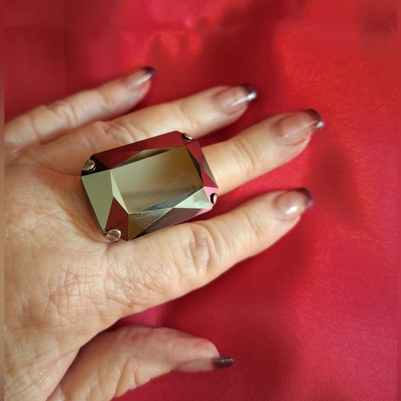 Ring - Picture 4 of 8